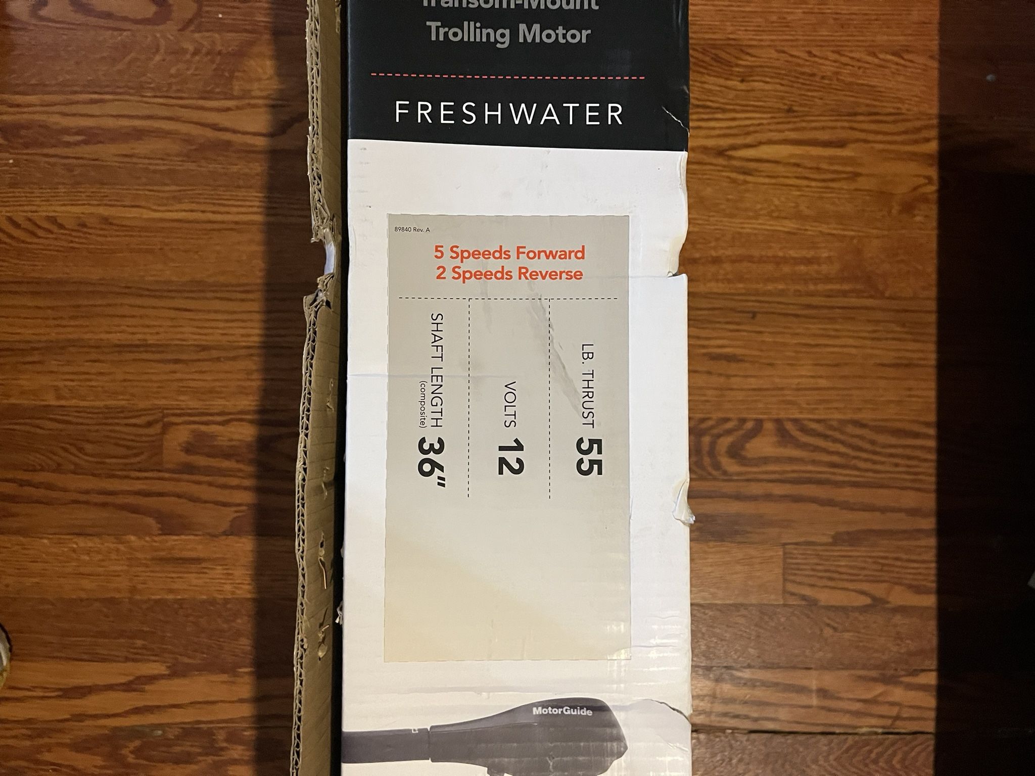 π€ Outboard Boat Motor w/ Tank β 2-Stroke β Runs Strong π¨ β $220 OBO