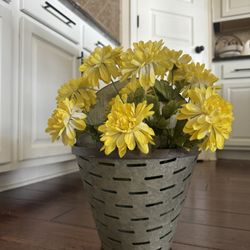 Door Or Wall Vase With Flowers