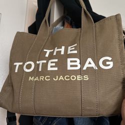 Marc jacobs Tote Bag !! $120