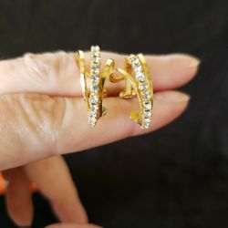 Vintage Gold Tone Earrings