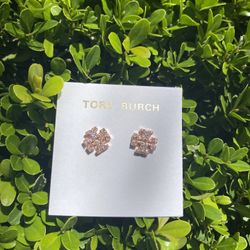 Brand Ne Tory Burch Earring