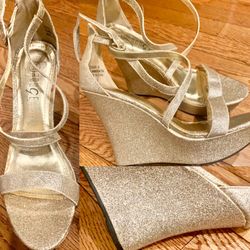 Rouge gold glitter platform strappy crisscross wedges sandal size 8.5