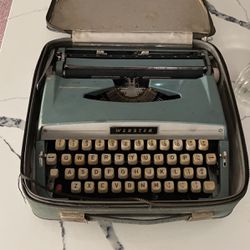 Webster Antique Typewriter With Original Case 