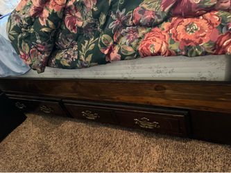 Twin bed frame & mattress