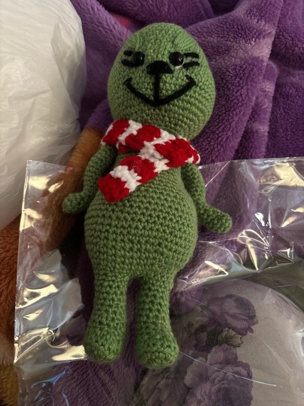 Crochet Grinch Doll. Tejido A Mano.