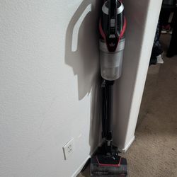BISSELL VACUUM 