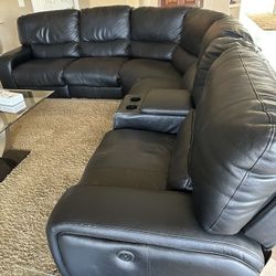 Aylinne 6 - Piece Leather Power Reclining Sectional Aylinne 6 - Piece Leather Power Reclining Sectional