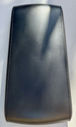 2012 Ford Flex Armrest/Center Console Lid Black Leather Black Stitch COVER ONLY
