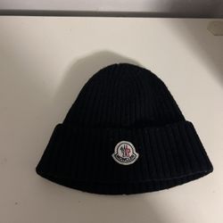 Monclear Beanie 