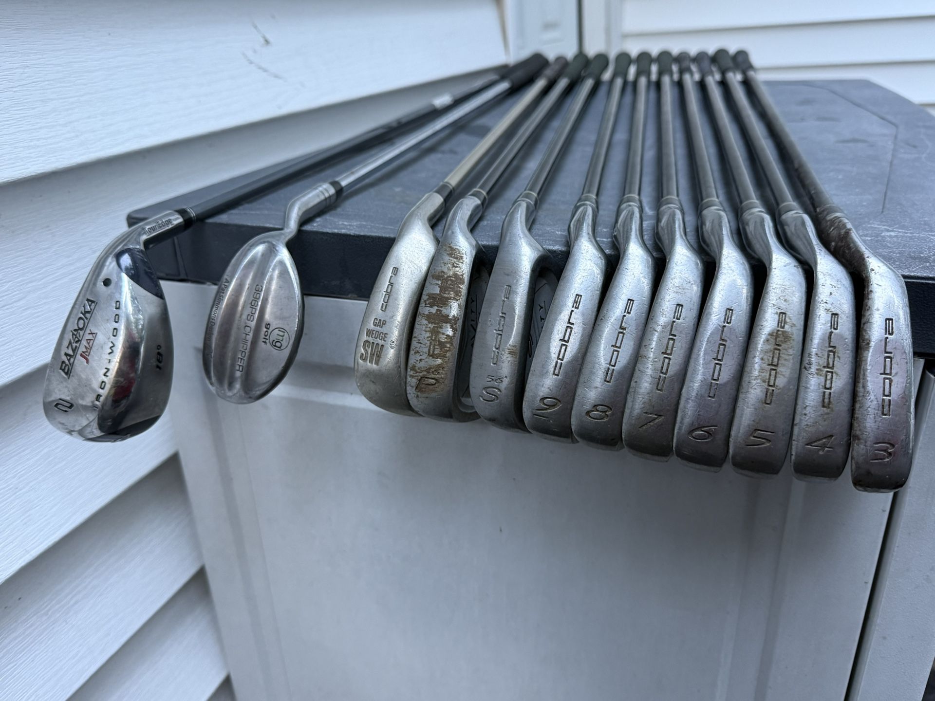 Cobra Gravity Back irons