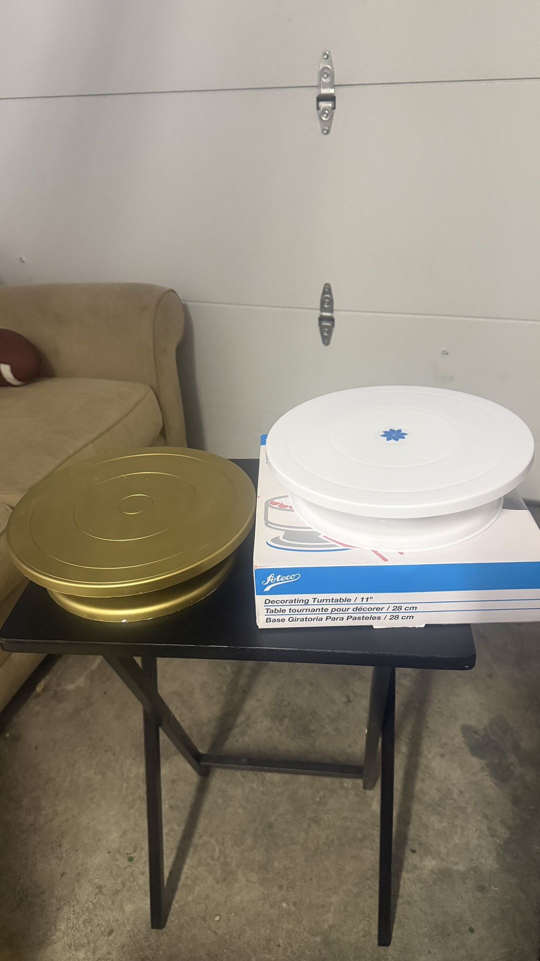 cake/ treat platters