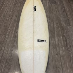 Surfboard 5’9