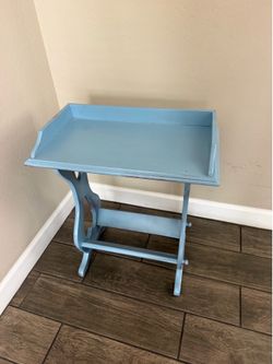 Pedestal stand