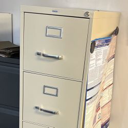 FREE FILING CABINET *PICKUP ASAP*