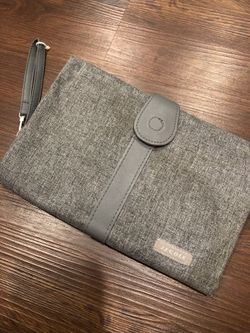 Changing mat / JJ COLE