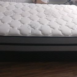 Twin size box spring
