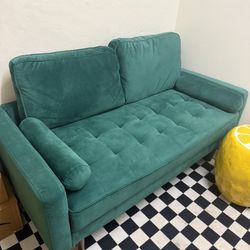 Velvet Couch 