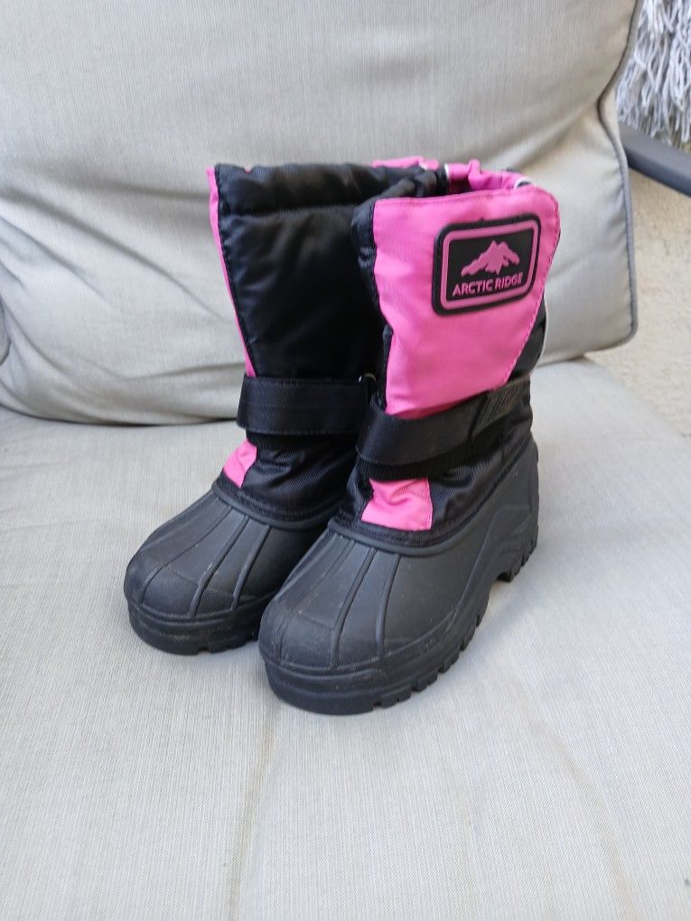 Girls Snow Boots Used