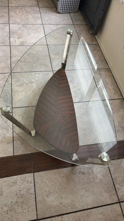 Class coffee table