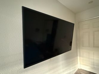 LG 50” SMART TV flat screen