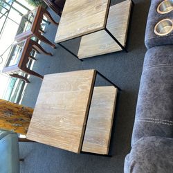 2 Side Tables
