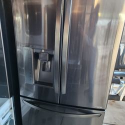 refrigerator LG frenchs doors black stainless counter depht 