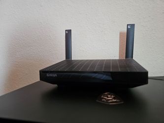 Linksys MR5500 router
