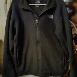 Men's North Face Jacket Size medium 