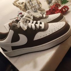 Tenis Nike Court Vision Next Nature de caña baja para mujer
