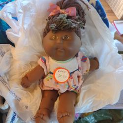 Cabbage Patch Doll First Edition 