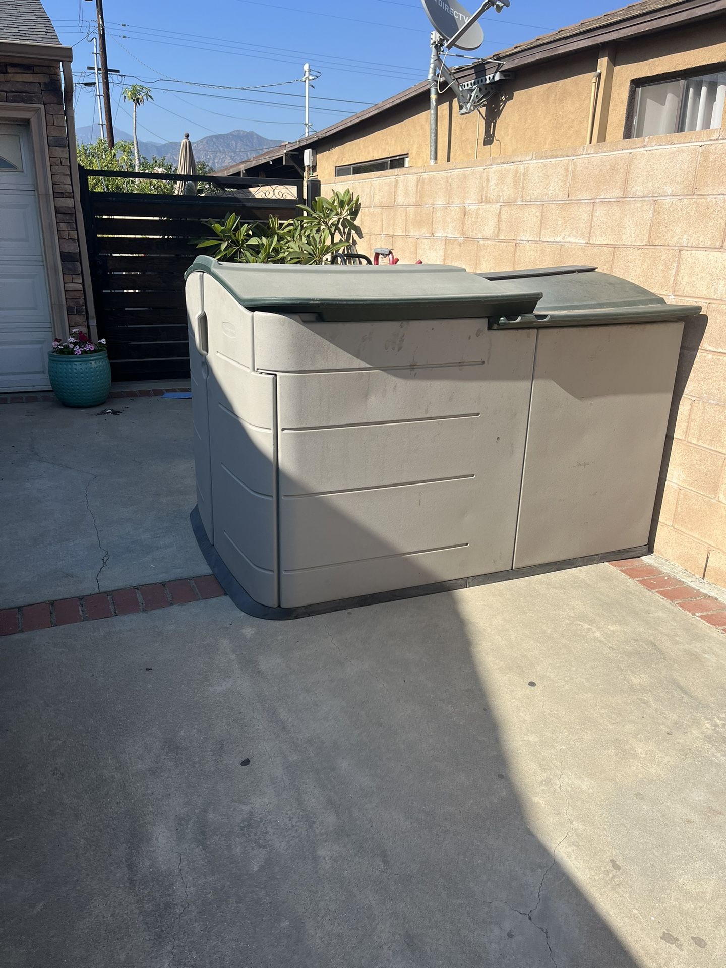 Rubbermaid Shed 60 X79x54
