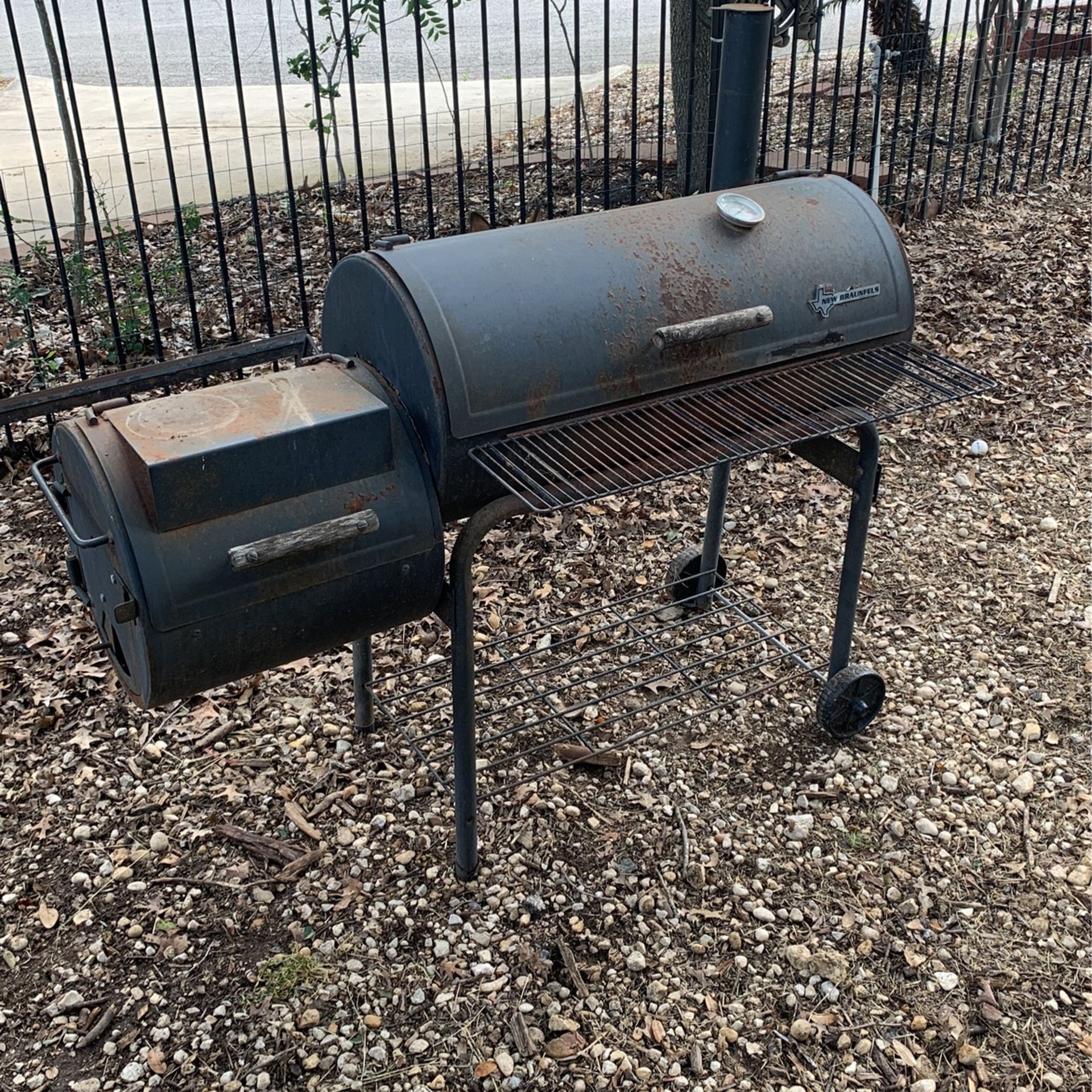 Smoker for Sale in San Antonio, TX OfferUp