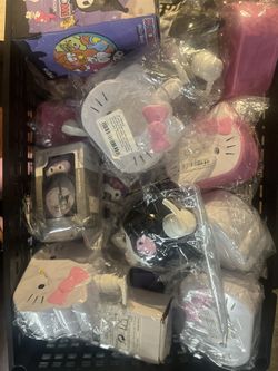 Hello kitty & Family Items 