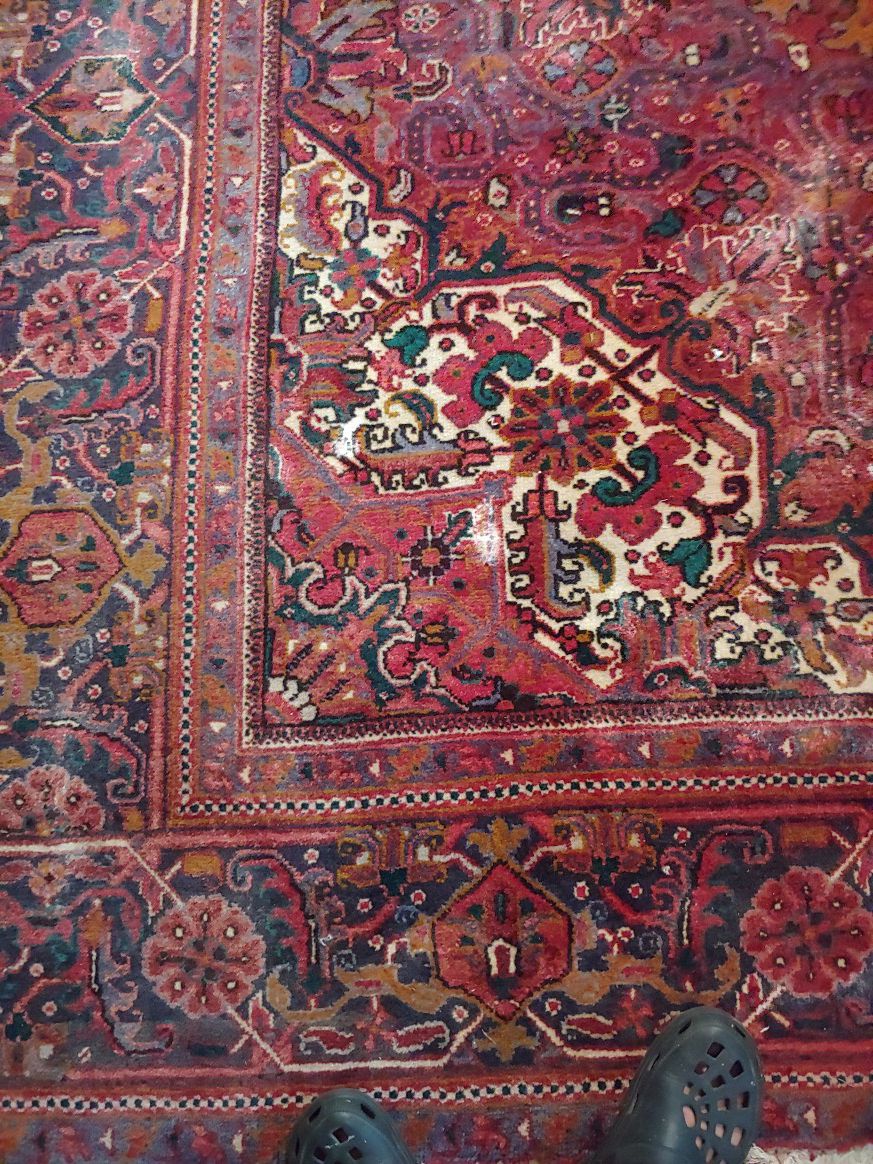 Persian rug 9 by 12 ft hands made
