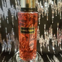 Women's Perfume body sprays mist and scented lotions