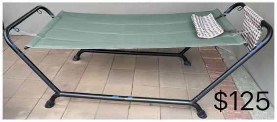 Hammock w/Steel Stand