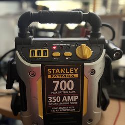 Stanley Fatmax 700 350amp Jump Starter