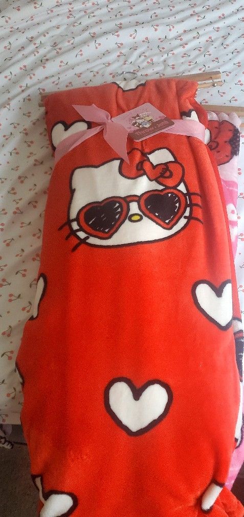 Hello Kitty Blanket