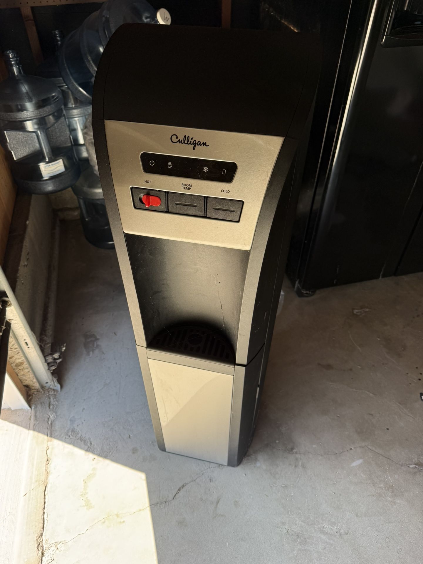Culligan Cold & Hot Water Dispenser
