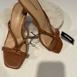 Cognac Heel Sandal Size 6.5