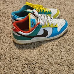 Nike Dunk Low SE Free.99 Multicolored