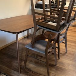 Dining Room Set Table + 4 Chairs CHEAP