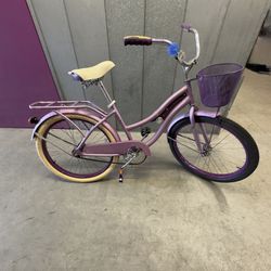 Huffy Nel Lusso Cruiser Bike