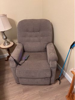 Brand New Lift Chair Recliner.