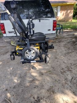Electric wheelchair plus lift