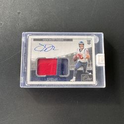 2021 Panini One Davis Mills RPA Rookie Jersey Patch On Card Auto Encased # /199