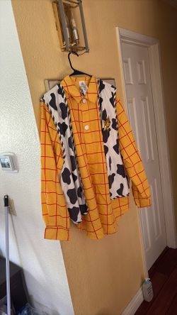 Men’s Halloween Costume