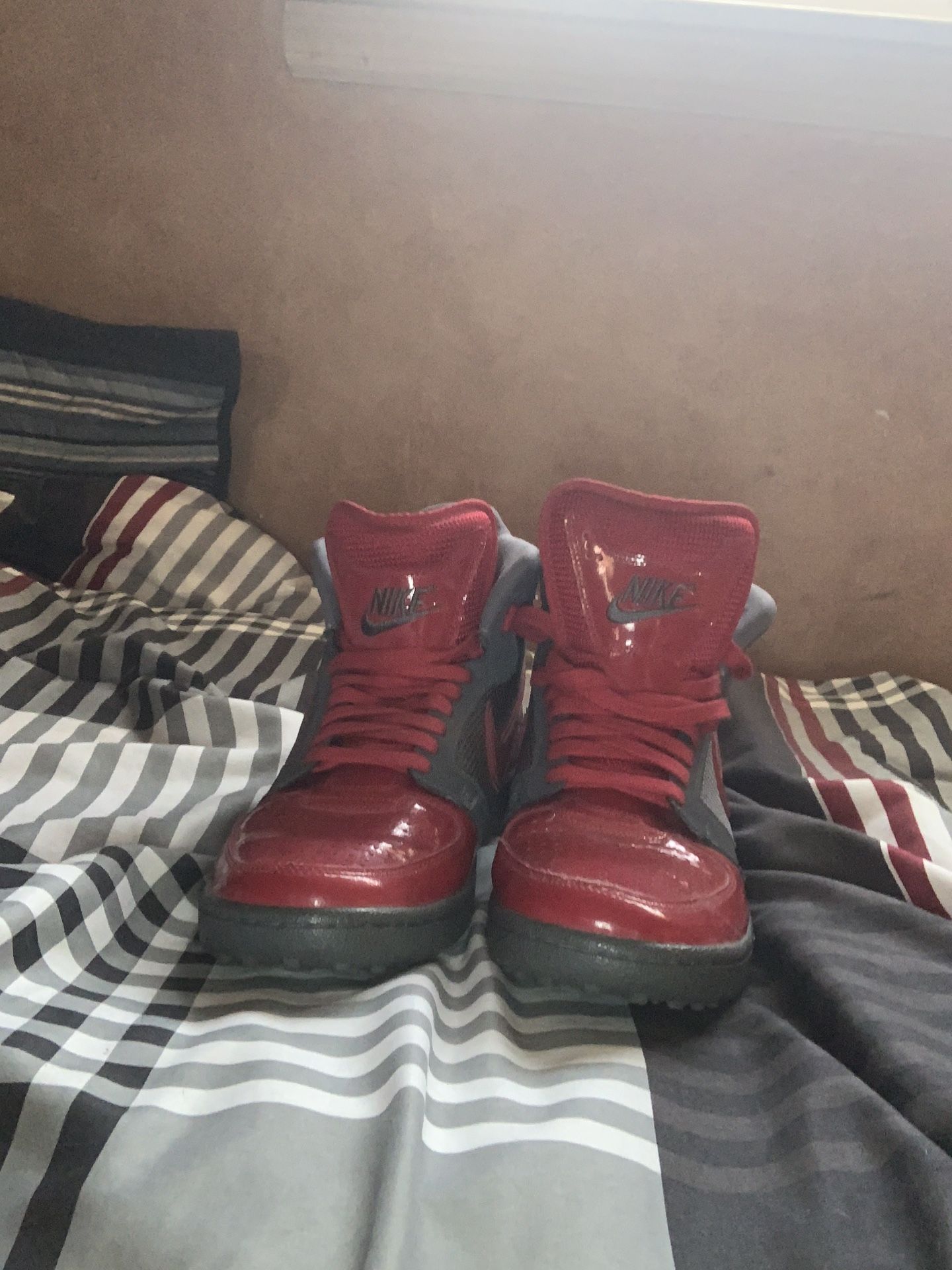 Nikes Size 10.5 Like New