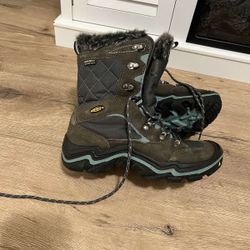 Boots Women 