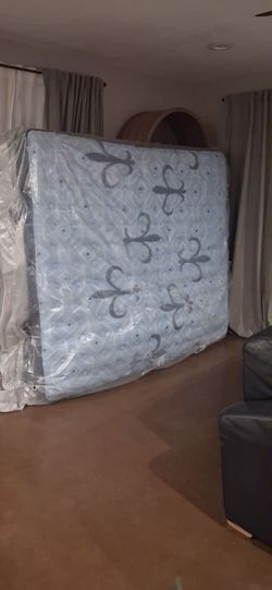 Mattress California King Stearns & Foster